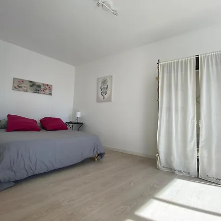 Land Apartment *